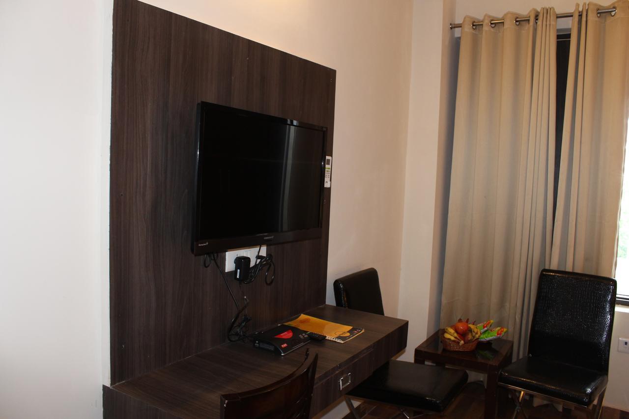 Pacific Inn Eco Central คูร์เคาน์ ภายนอก รูปภาพ