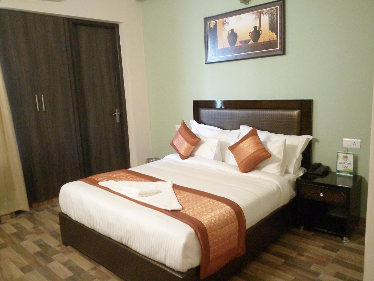 Pacific Inn Eco Central คูร์เคาน์ ภายนอก รูปภาพ